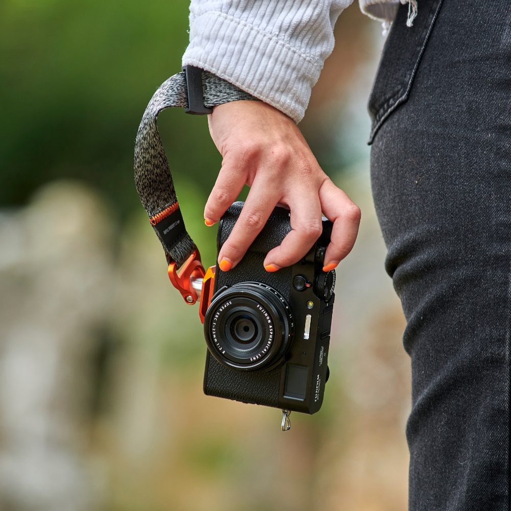 AXIS Pulse QD Wrist Camera Strap