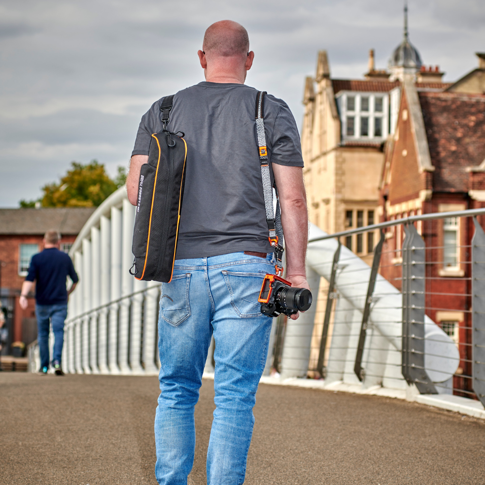 AXIS 24 QD Neck & Shoulder Camera Strap