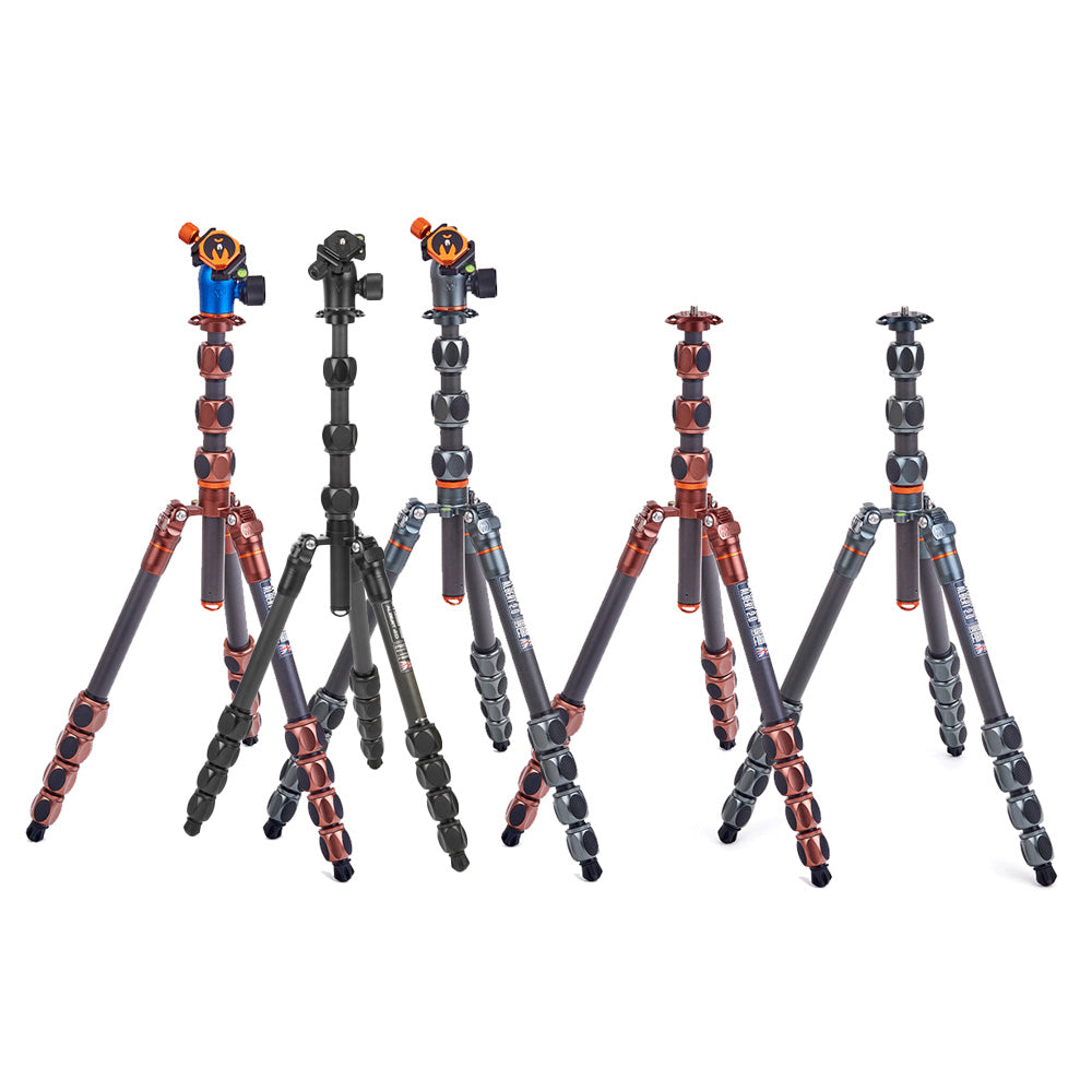 Pro Range Albert 2.0 in both colours showing kit and legs