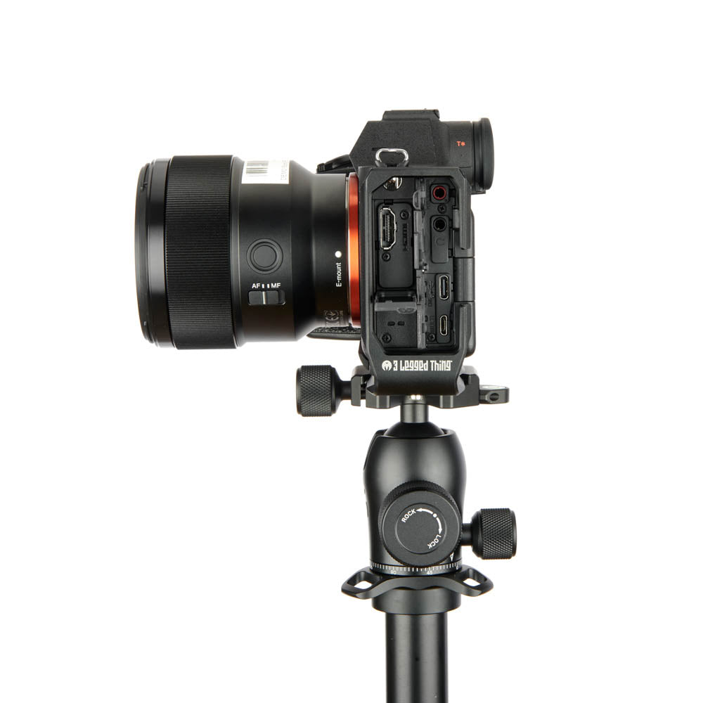 Arnie dedicated QD L-bracket for Sony Alpha Cameras