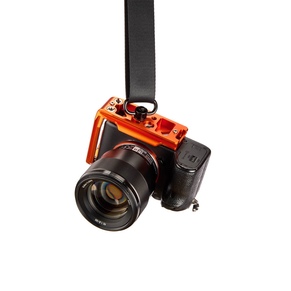 Arnie dedicated QD L-bracket for Sony Alpha Cameras