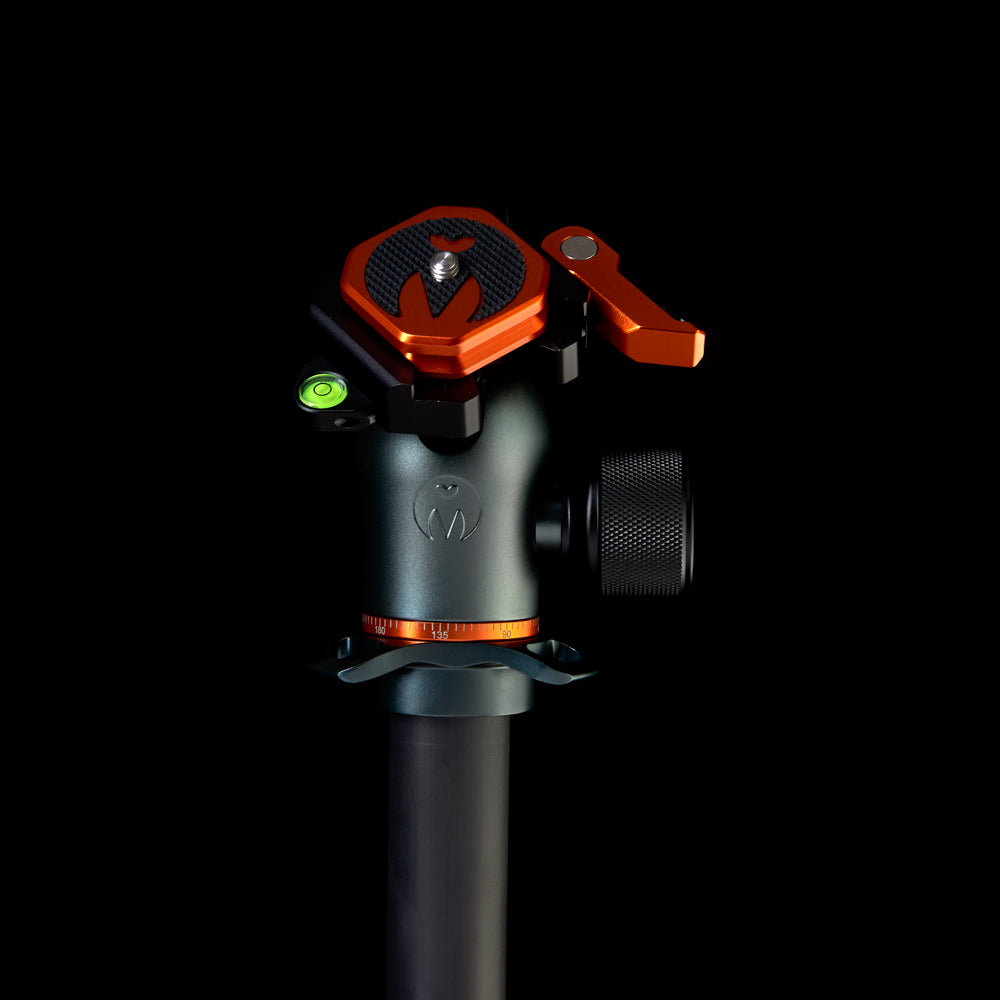 LEO 2.0 Compact Carbon Fibre Travel Tripod