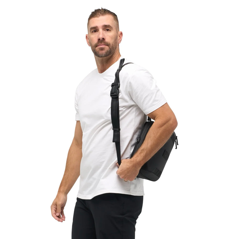 McKinnon Camera Sling 5L shoulder bag style