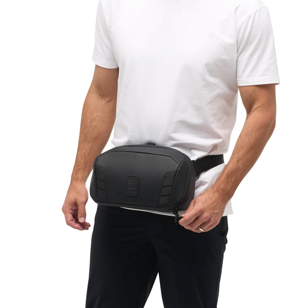 McKinnon Camera Sling 5L bum bag / fanny pack style
