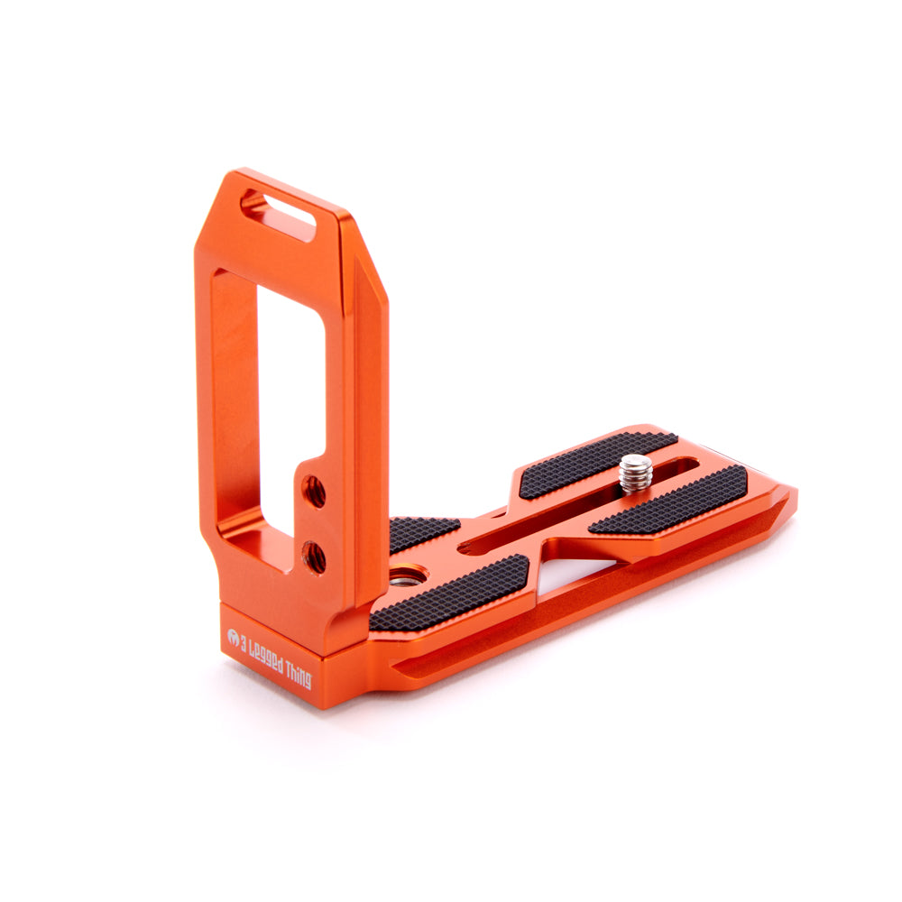 QR11 2.0 Arca Swiss-Compatible Universal L-bracket**EX-DEMO**