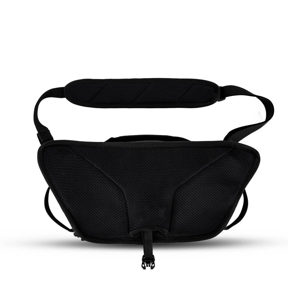 Wandrd Rogue Sling 6L Bag