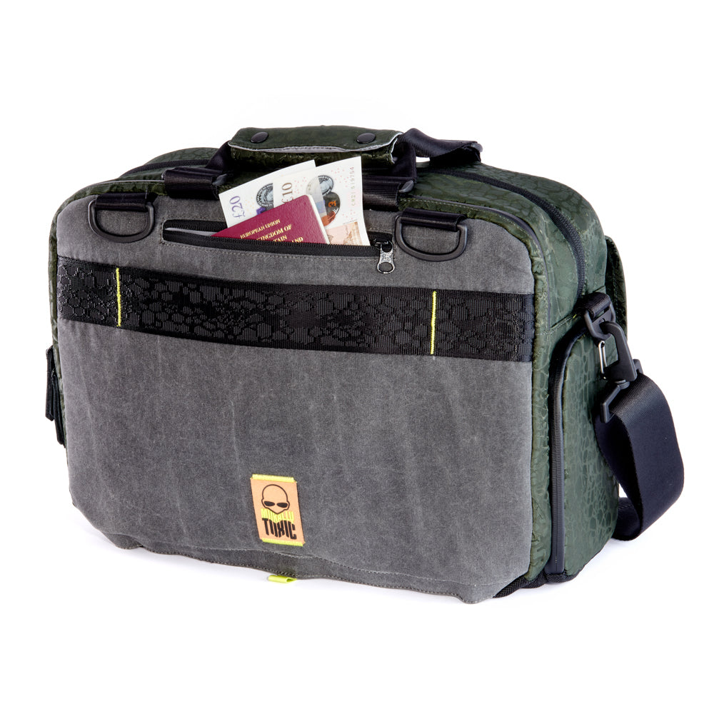 Wraith Camera Messenger Bag