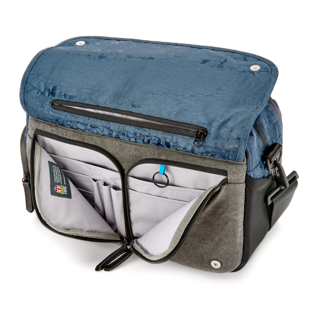 Wraith Camera Messenger Bag