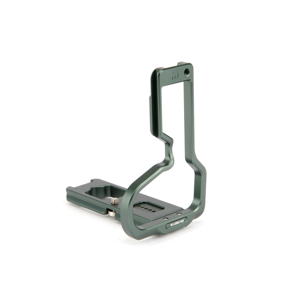 back view of Zara z9 dedicated l-bracket in grey