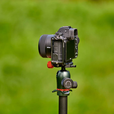 Digital Camera World reviews the 3 Legged Thing Zelda dedicated L-Bracket