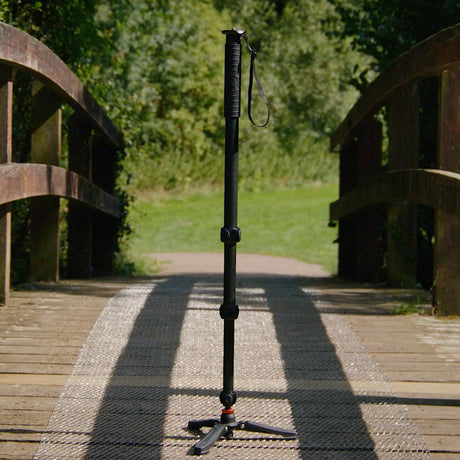 Digital Camera World reviews the new monopod, Lance