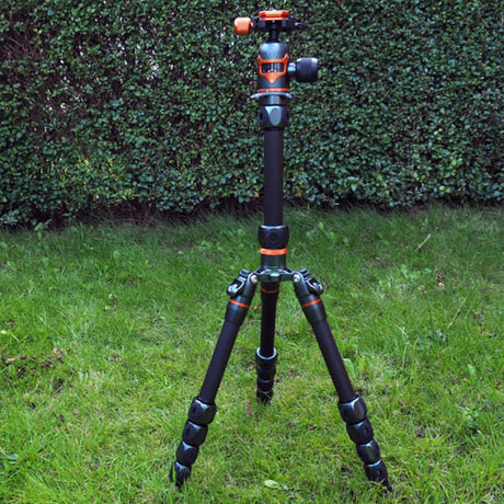 ePhotozine take a look at the Legends Ray Tripod