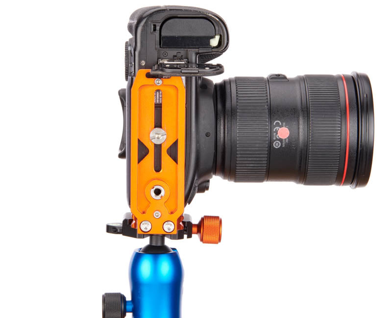 CANON 5D Mk IV on QR11-L 2.0 - Underside view