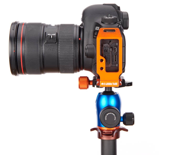 CANON 6D on QR11-L 2.0 - Side view