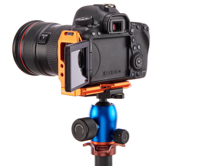 CANON 6D on QR11-L 2.0 - Side/Rear view