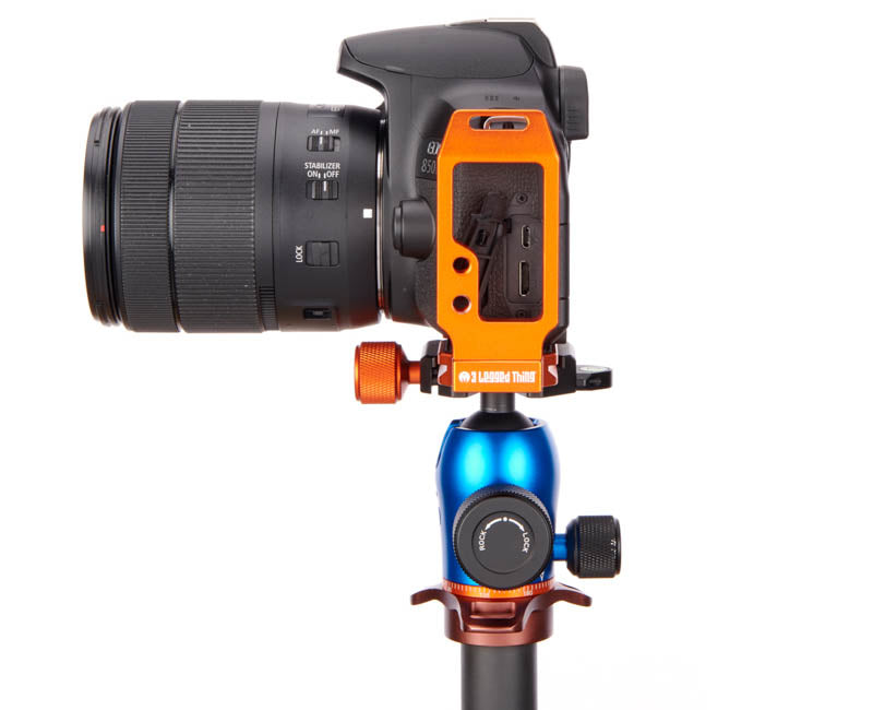 CANON 850D on QR11-L 2.0 - Side view