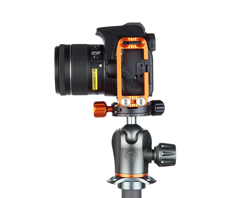 CANON 250D on Ellie Short - Side view