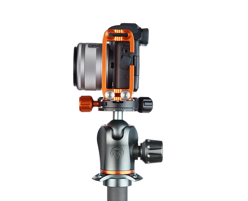 CANON M50 on Ellie Short - Side view