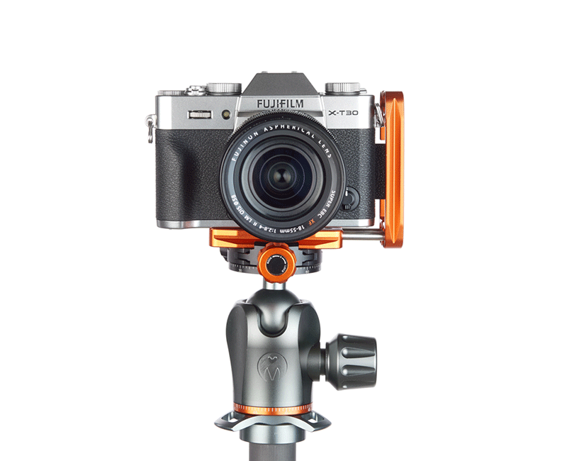 FUJIFILM X-T30 on Ellie Short - Front view