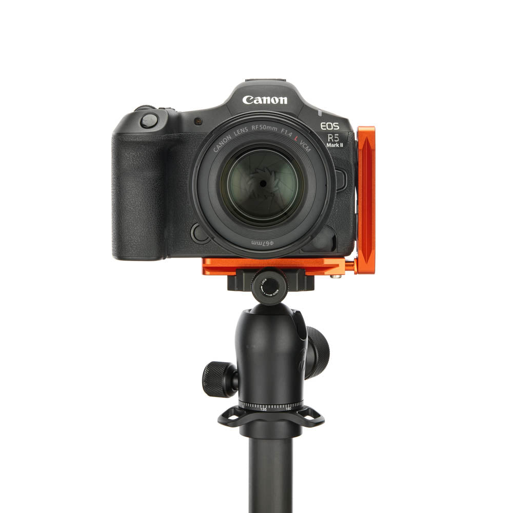 Canon R5 II sur Lexar QD - Vue de face