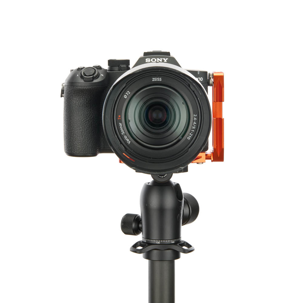 Sony RX10 MK V sur Lexie QD - Vue de face