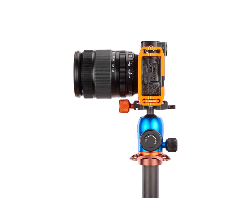 Fujifilm XPRO-3 on Lexie - Side view