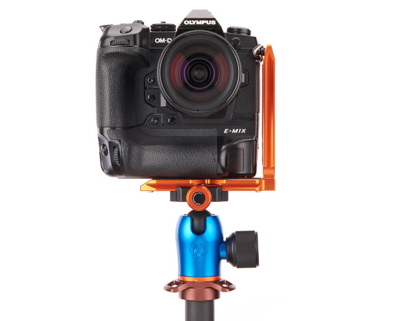 Olympus EM1X on QR11-FB 2.0 - Front view