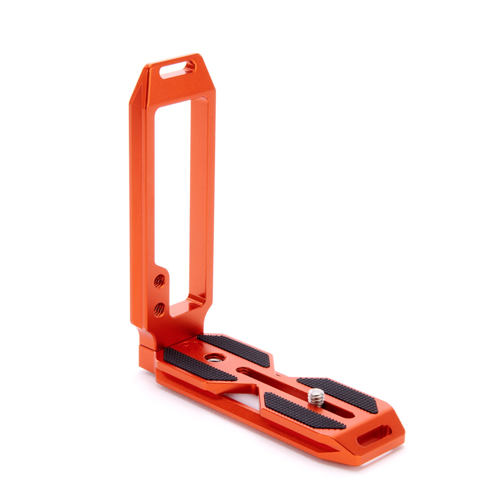QR11 2.0 Arca Swiss-Compatible Universal L-bracket**EX-DEMO**