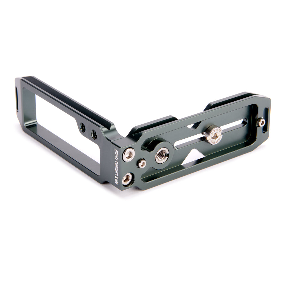 QR11 2.0 Arca Swiss-Compatible Universal L-bracket**EX-DEMO**