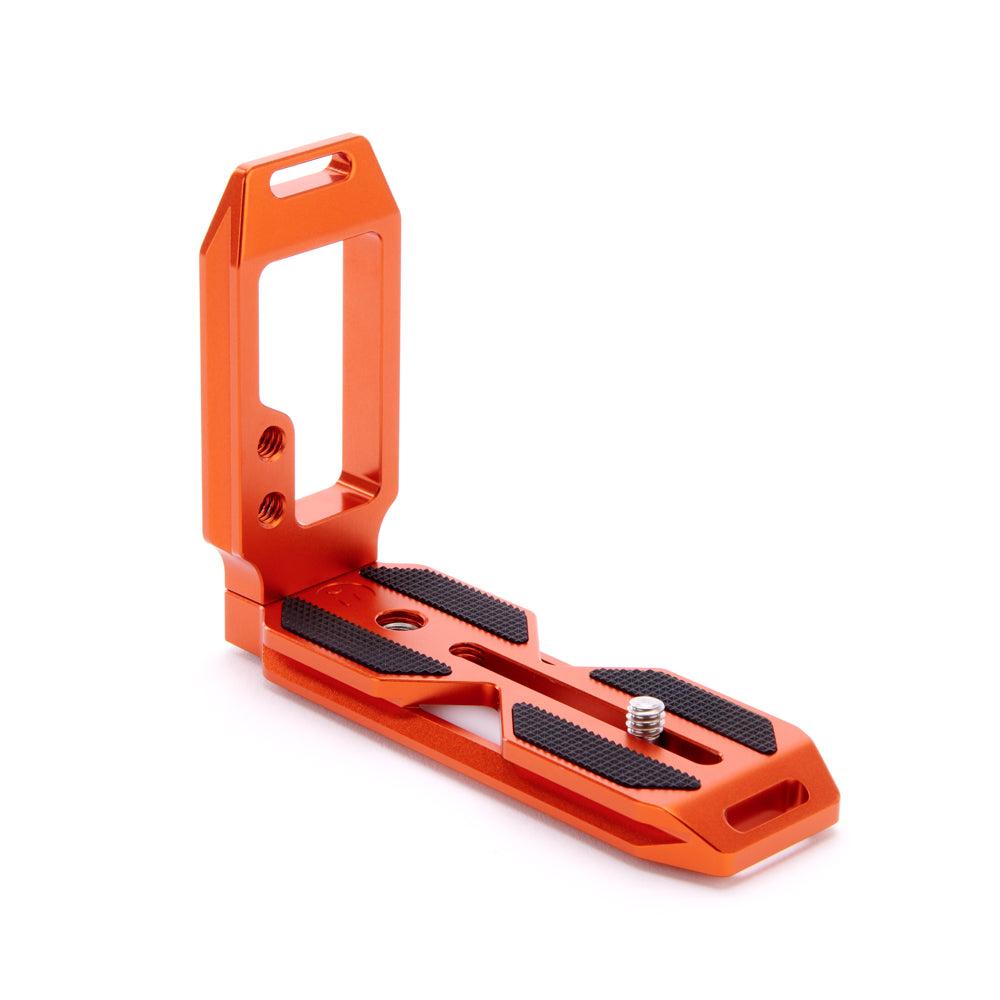 QR11 2.0 Arca Swiss-Compatible Universal L-bracket**EX-DEMO**