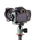 QR11 2.0 Arca Swiss-Compatible Universal L-bracket**EX-DEMO**
