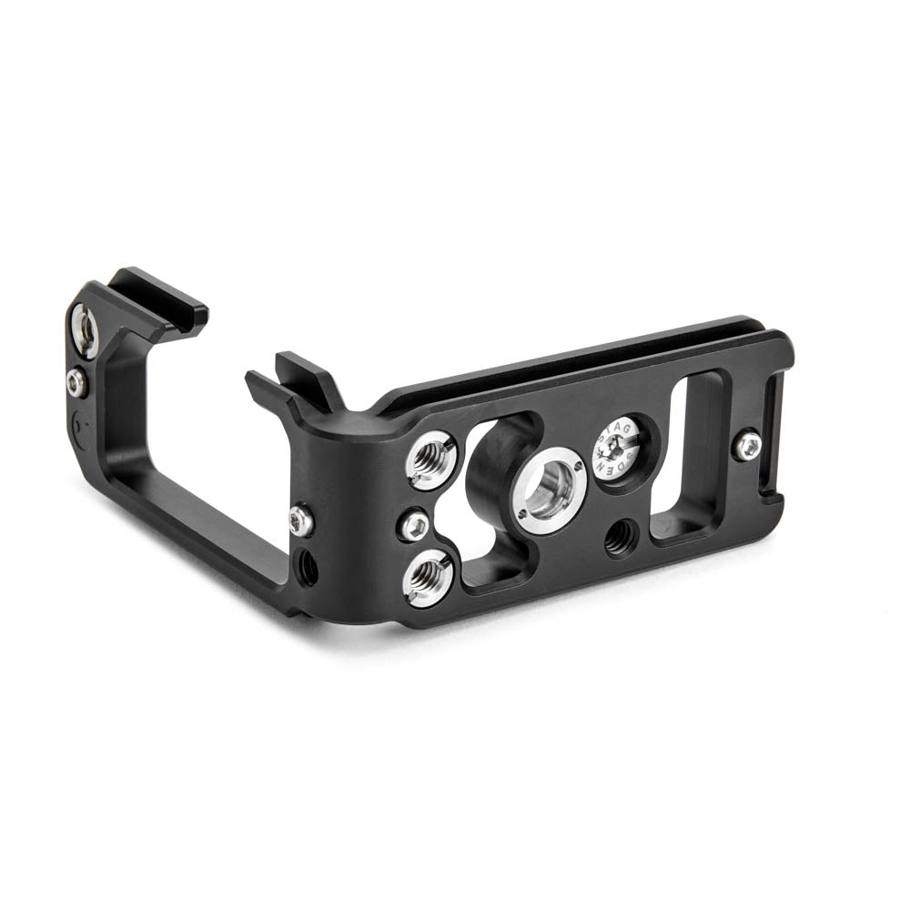 Riley Dedicated L-bracket for Canon R7 Camera