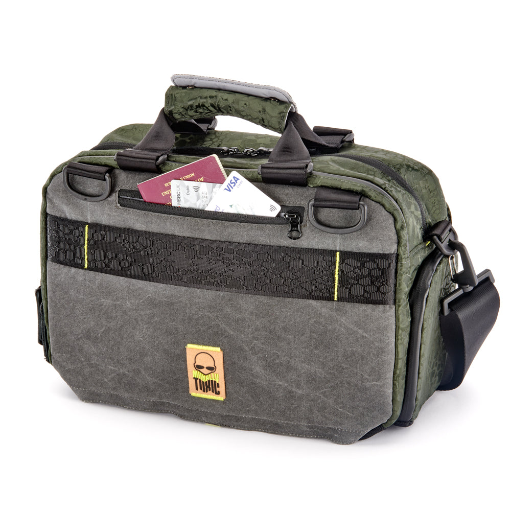 Wraith Camera Messenger Bag