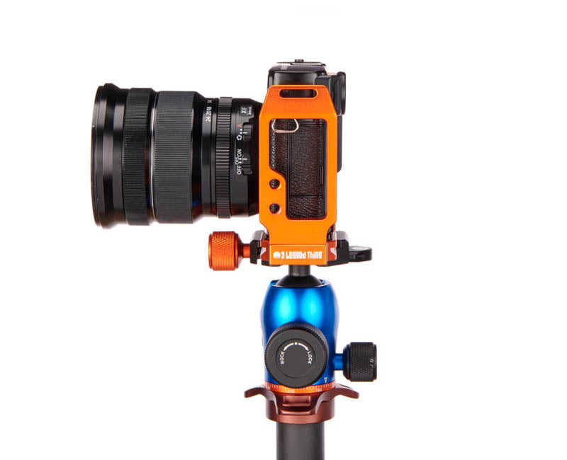 FUJIFILM X-Pro 3 on QR11-L 2.0 - Side view