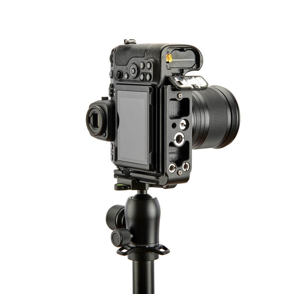 ZOOEY QD dedicated L-bracket for Nikon Z8